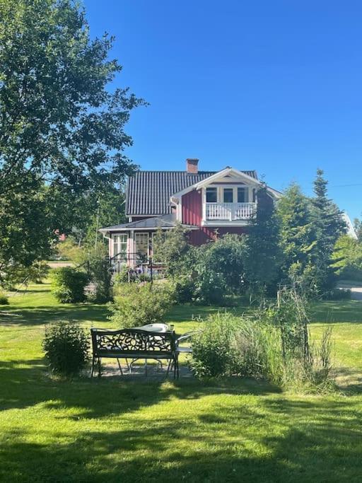 Harmonisk Villa Soderhamn Luaran gambar